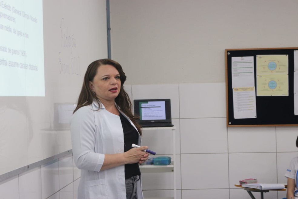 Professora de Redação Patrícia Lima morre de covid-19 em Teresina