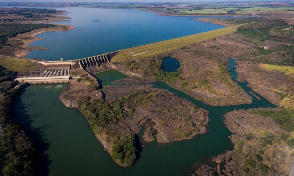 A usina hidrelétrica de Marimbondo está operando abaixo da capacidade por causa do período da estiagem | Foto: Ferdinando Ramos / Agência O Globo
