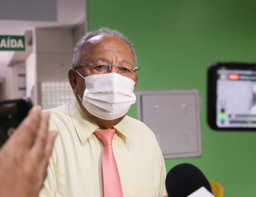 Dr. Pessoa exonera Adolfo Nunes e nomeia novo gestor para Secretaria