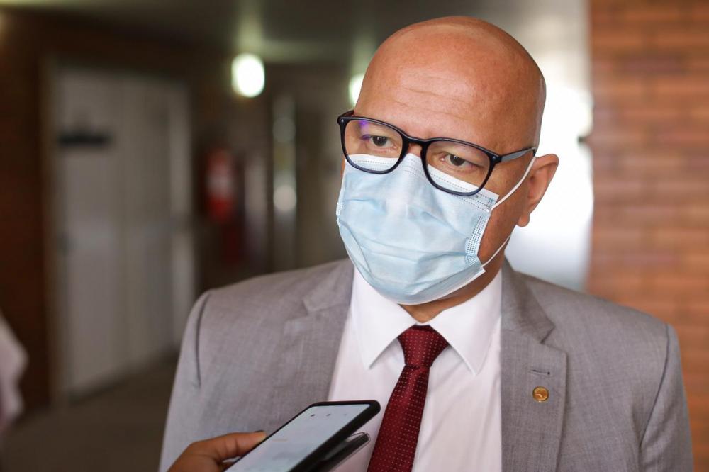 Franzé declara apoio a Themístocles Filho para vice de Rafael Fonteles