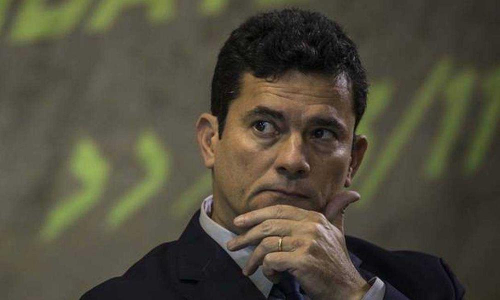 Participação de Moro em evento é cancelada após revolta de professores