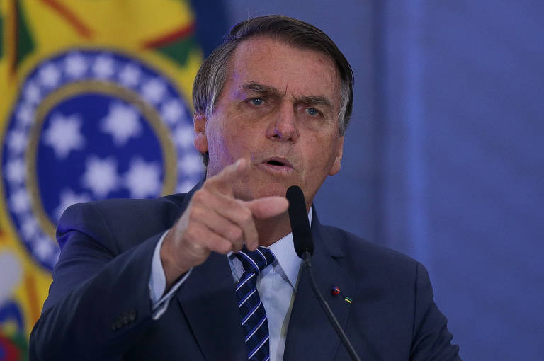 Bolsonaro é citado, e compra da Covaxin vira principal alvo de CPI