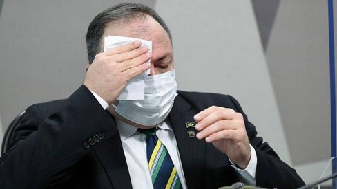 MPF aponta danos de R$ 122 milhões e processa Eduardo Pazuello