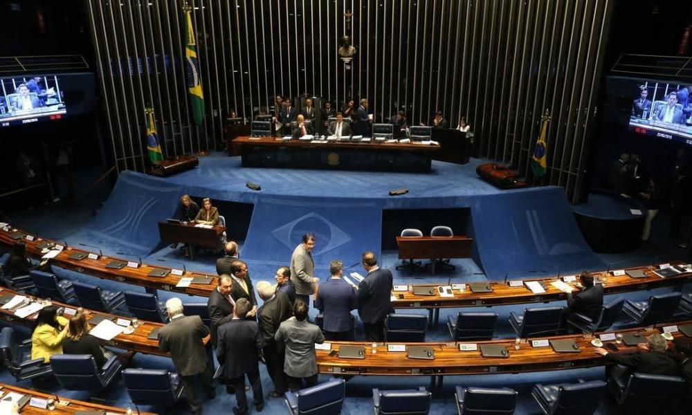 Apoio ao governo cai no Senado em paralelo à CPI