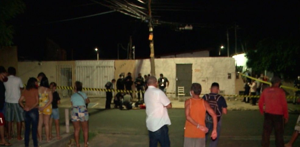 Suspeito de tentar assaltar idosa morre baleado na Zona Sul de Teresina — Foto: Reprodução/TV Clube