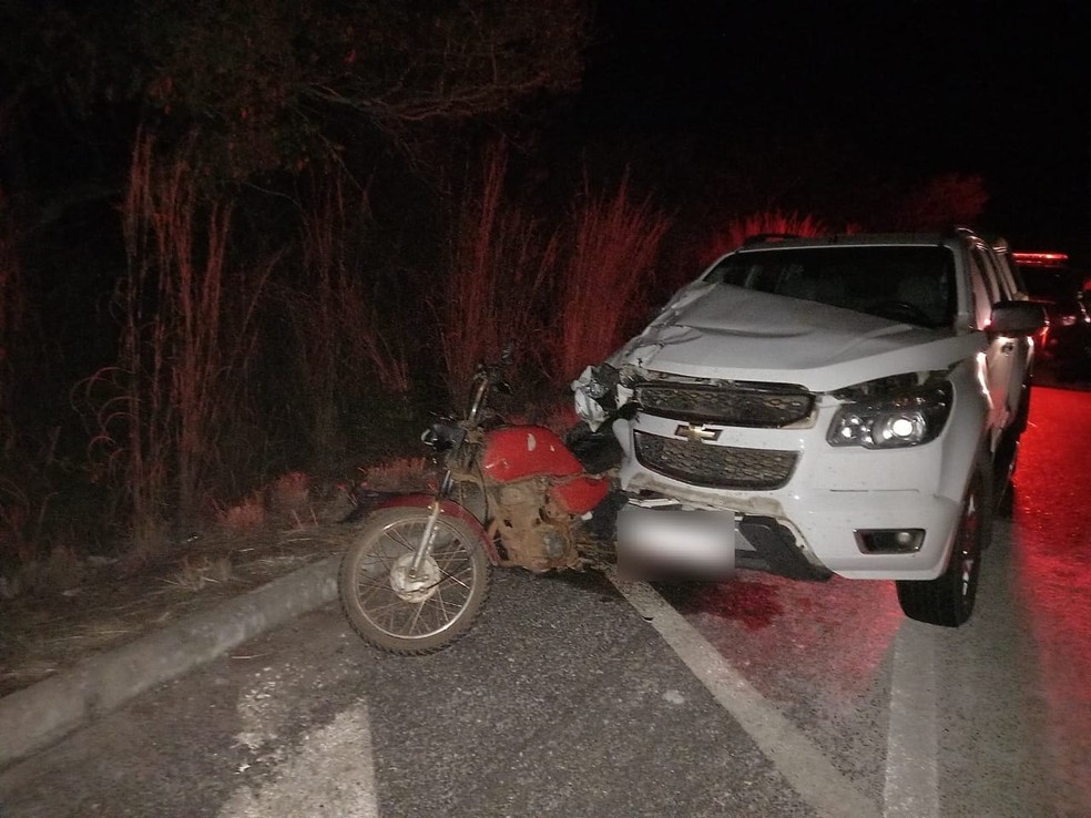 Pai e filho morrem em acidente de moto na BR-343 em São Pedro do Piauí