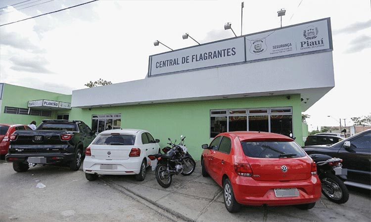 Advogado é preso em flagrante por suspeita de estuprar mulher em Teresina