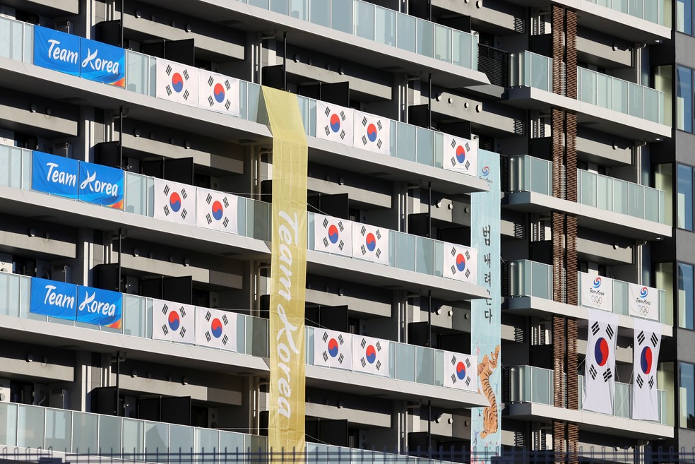 Prédio da Coreia do Sul na Vila Olímpica de Tóquio — Foto: REUTERS/Kim Kyung-Hoon