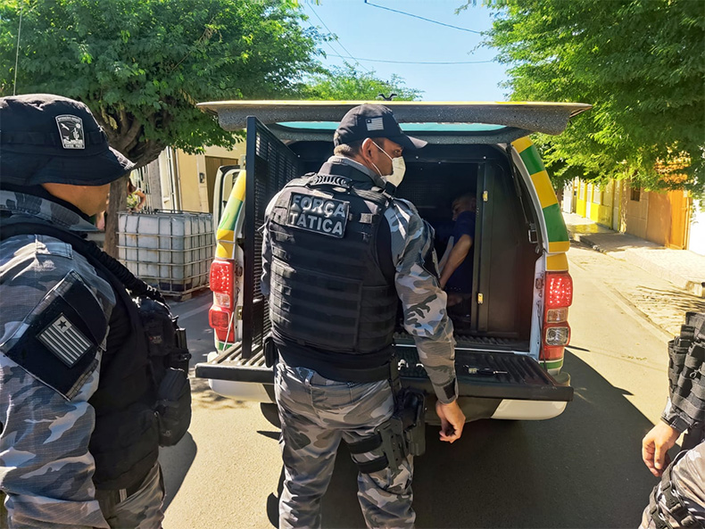 Operação cumpre 11 mandados, prende 6 e apreende R$ 20 mil no interior do PI