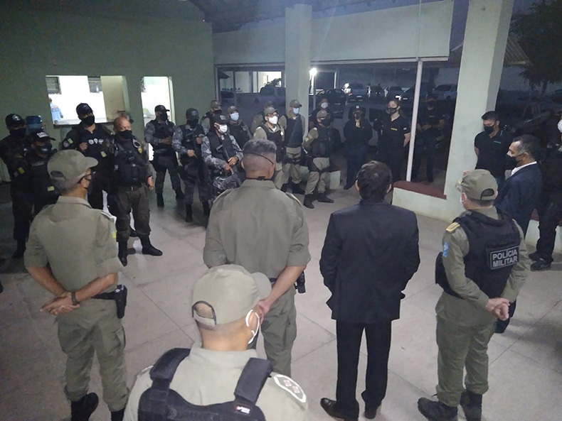 Polícia cumpre 21 mandados de prisão contra suspeitos de feminicídio no Piauí