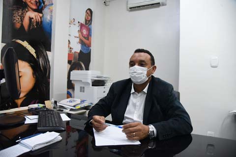 Com escolas fechadas, secretário de Teresina compra R$ 3 milhões em merenda
