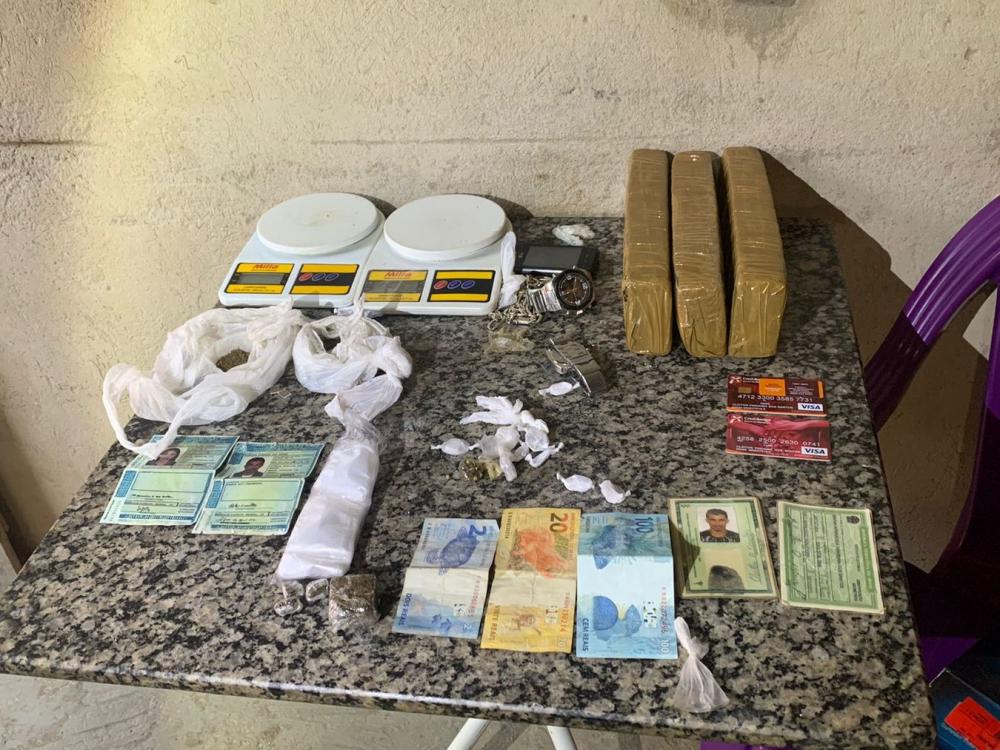 Polícia cumpre 11 mandados de prisão contra traficantes de drogas no Piauí