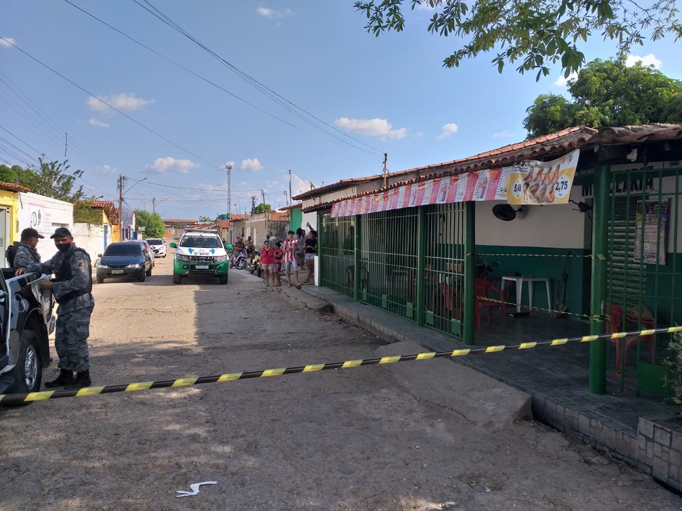 Mulher é morta a tiros dentro de bar na Zona Norte de Teresina