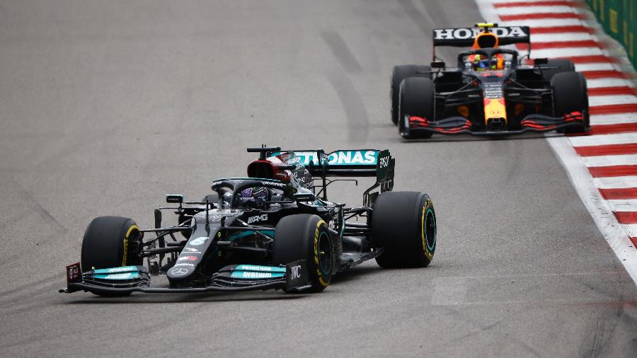Lewis Hamilton em ação durante o Grande Prêmio da Rússia da Fórmula 1 | Imagem: REUTERS
