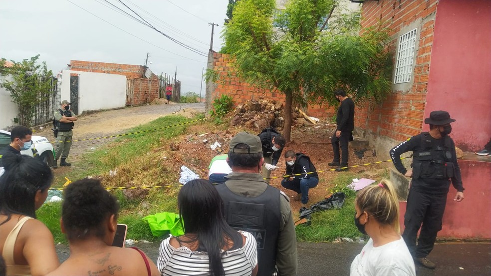Mulher morre e companheiro fica ferido a tiros na Zona Sudeste de Teresina