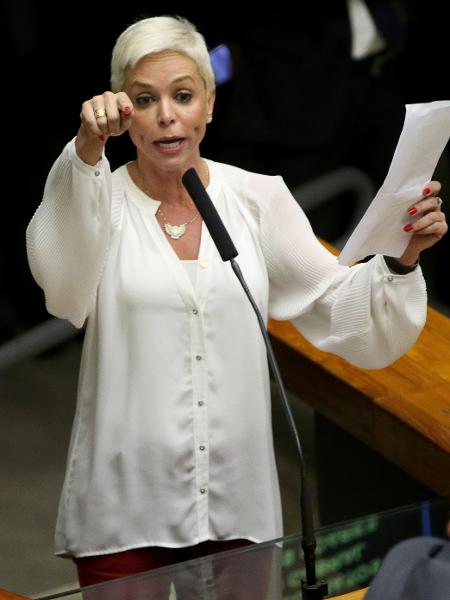 Cristhiane Brasil no plenário da Câmara dos Deputados. | Imagem: Wilson Dias/Agência Brasil