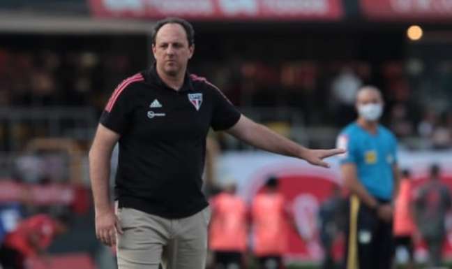 Ceni analisou a fase do São Paulo (Foto: Paulo Pinto / saopaulofc.net)