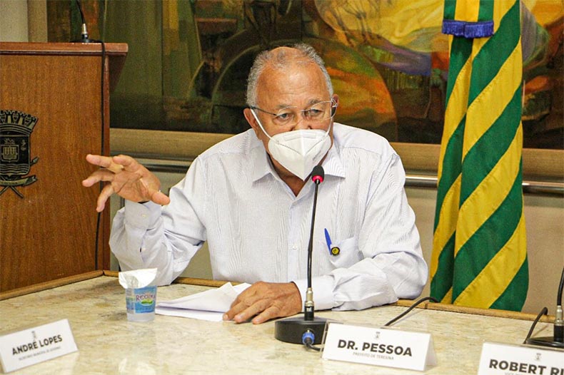 Dr. Pessoa quer criar Secretaria de Saúde e dividir a Fundação em diretorias