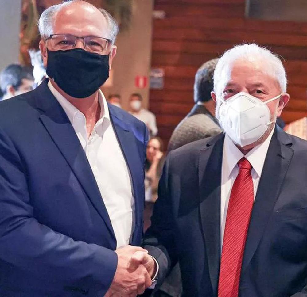 O ex-governador Geraldo Alckmin e o ex-presidente Luiz Inácio Lula da Silva
