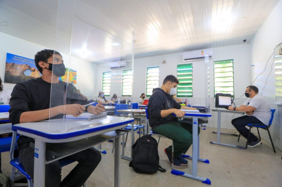 Comitês têm 48 horas para elaborar documento com orientações para aulas presenciais