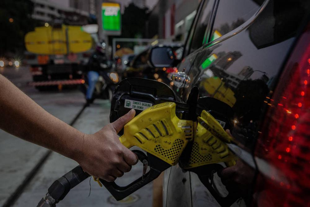 Posto de combustível na avenida Pacaembu, em São Paulo - Eduardo Anizelli - 29.mai.2018/Folhapress