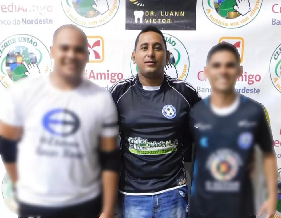 Antoniel Rodrigues da Silva, de 36 anos, treinador do Pedra de Fogo Futebol Clube, de União, morreu eletrocutado ao fazer manutenção numa conexão de internet — Foto: Portal Click União