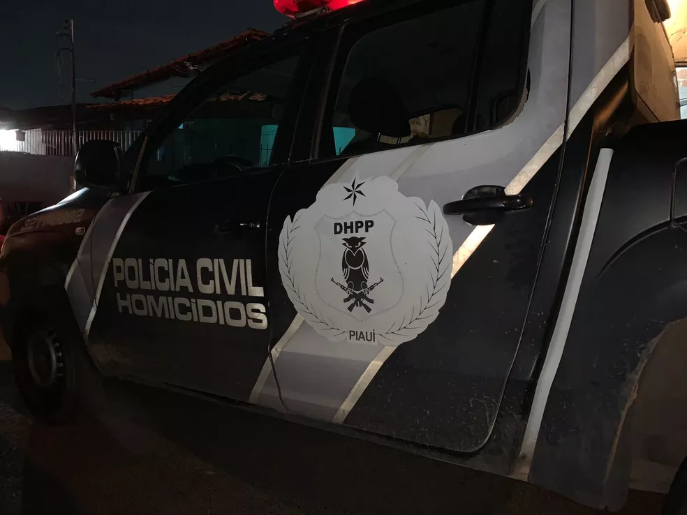 Dois homens são mortos e um fica ferido a tiros na Vila Padre Humberto