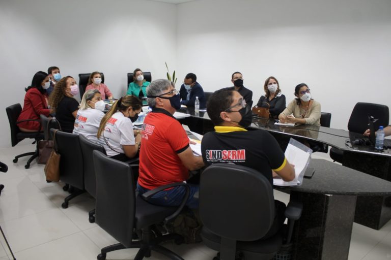 Após 44 dias de greve, MP forma comissão entre sindicato e Prefeitura de Teresina