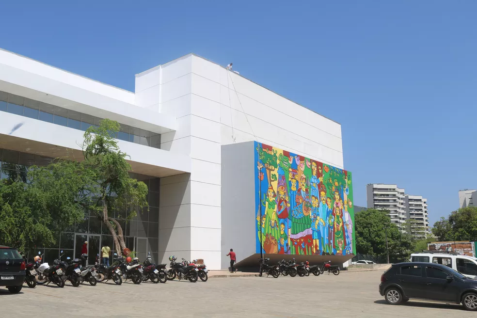 Centro de Convenções terá shows, peças de teatro e palestras em abril
