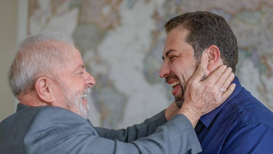 O ex-presidente Lula (PT) se encontra com Guilherme Boulos (PSOL) | Imagem: Ricardo Stuckert