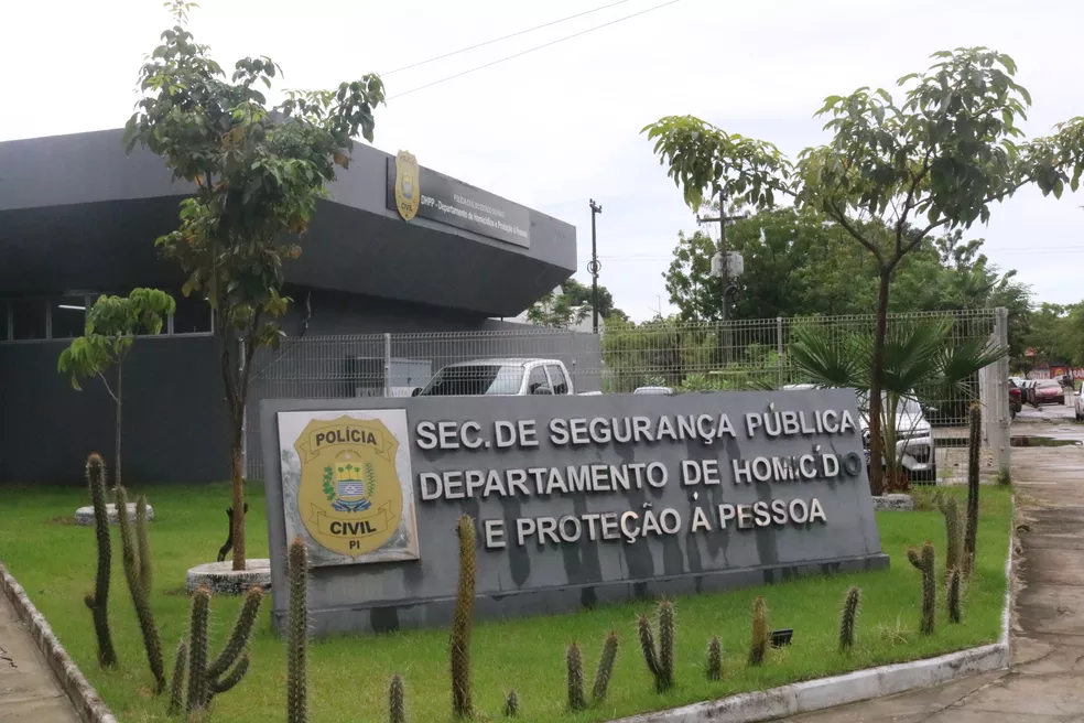 Jovem morre e outro fica ferido após troca de tiros na Zona Sul de Teresina