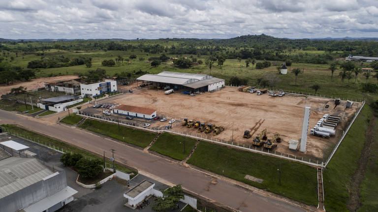 Empreiteira usa empresa de fachada e domina licitações sob Bolsonaro Empreiteira usa empresa de fachada e domina licitações sob Bolsonaro
