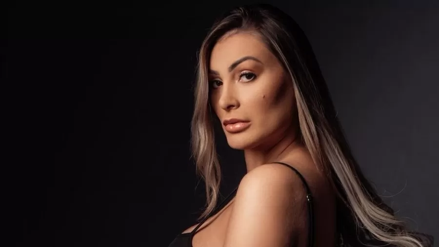 A modelo Andressa Urach | Imagem: Reprodução/Ana Zago e Maurício/Instagram
